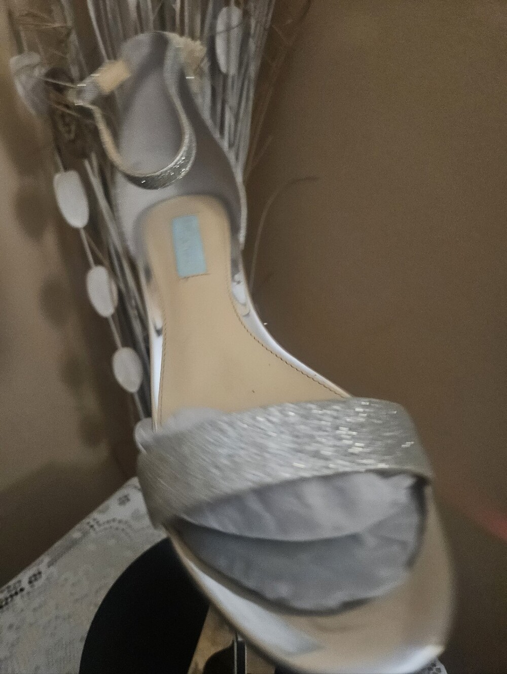 💞💝Womens Blue by Betsy Johnson - Sandal - Silver - Size 9.5 - Preowned💓❣️